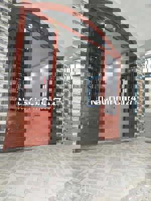 chính chủ bán nhà lầu trệt gần đường Nguyễn An Ninh, phường dĩ an