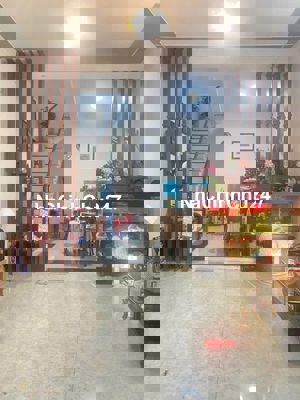 Chủ hạ giá cần BÁN  NHANH căn 2 tầng 2 mê Kiều Phụng . Giá bèo