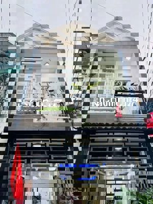 CHÍNH CHỦ GỮI BÁN GẤP CĂN NHÀ 2 LẦU HẺM ÔTÔ ĐƯỜNG LÊ VĂN QUỚI GIÁ 3 TỶ