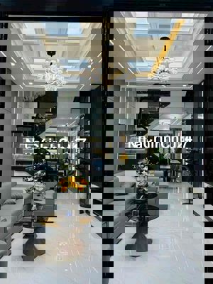 Chính chủ bán nhà mặt tiền hoà minh sát biển