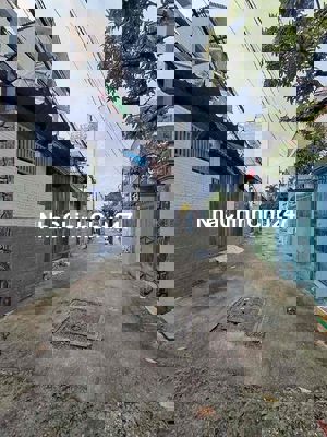 BÁN NHÀ MẶT TIỀN SÁT TRƯỜNG CHINH - 90M2 - 2TẦNG - THT - NHỈNH 4TỶ