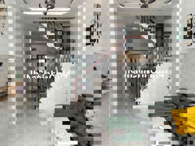 NHÀ BÁN GẤP CHÍNH CHỦ đường huỳnh thiện lộc tân phú giá 4tỷ950 triệu