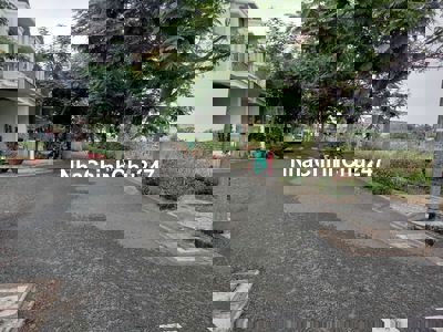 CHỦ BÁN GẤP LÔ GÓC SHR THẮNG LỢ CRNTRAL HILL