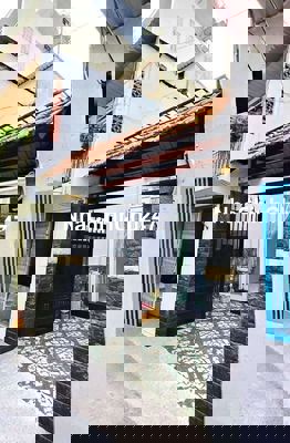 Chính chủ bán nhà mới ở ngay