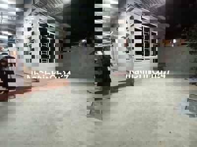 Biệt thự sân cực rộng ngay Dân Chủ, Bình Thọ- gần Vincom Thủ Đức