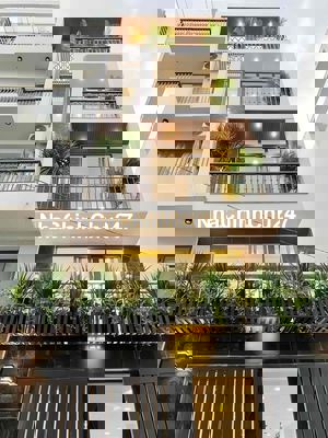 Chính chủ cần bán nhà hẻm 6m ngay Cách Mạng Tháng Tám Q3 , 5.5x11