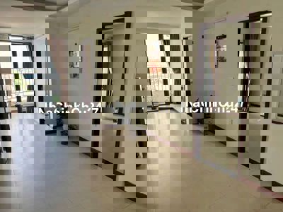 Chính chủ cần bán căn 2pn2wc 56m2 block B chung cư Iris Town