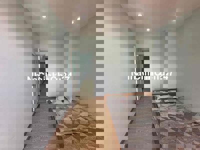 nhà 1/HH.Giáp đường 6m sân đậu ôtô ngay chợ cầu đồng ngã tư ga Q.12