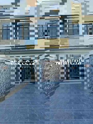 Bán nhà 1 lầu 1 triệt thuộc Phước Hưng, Long Đất, BRVT