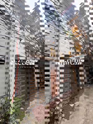 Bán nhà chính chủ sổ đỏ cầm tay