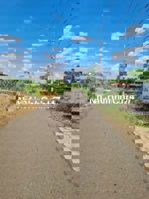 E cần bán lô đất mặt tiền đường nhựa, cách sân bay Long Thành hơn 1 km