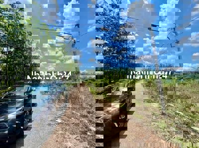 Bán gấp 10m mặt tiền đường dân đông kín, đèn đường Định An giá chỉ 6xx