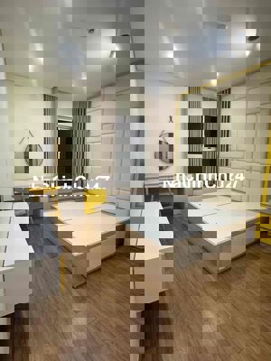 Chính chủ bán căn hộ 3pn2wc Dragon Hill 2, view PMH đã có sổ hồng