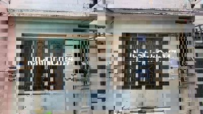 Nhà hẻm 30m chính chủ P2 Q5 cần bán (5PN 5WC)