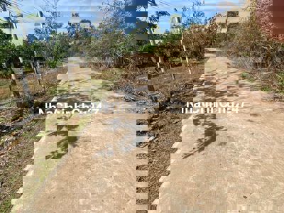 BÁN 1209M2 ĐẤT CÓ SẴN 100M2 THÔ CƯ VÀ 20M MẶT TIỀN ĐƯỜNG BÊ TONG,