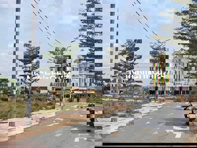 Chỉ 880 Triệu sở hữu ngay Lô đất Mặt tiền chợ Bến Cát Full thổ cư ,Shr