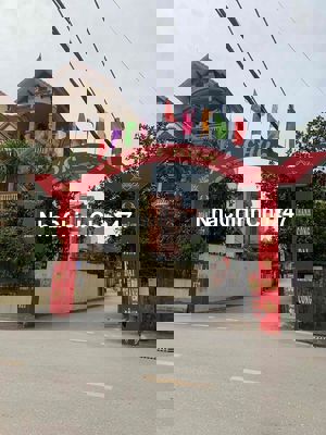 Dt52m mt4m 2.85tỷ ngõ nông cách10m ra ôtô xungquanh gần nhiều tiện ích