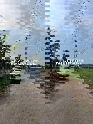 Bán lô đất mặt kênh đường xe hơi xã nhị bình, Huyện Hóc Môn, dt 1626m