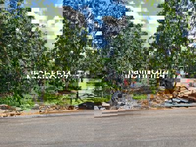 Bán đất mặt tiền đường nhựa mới Phú Ngọc Gia Canh đối diện hồ nước