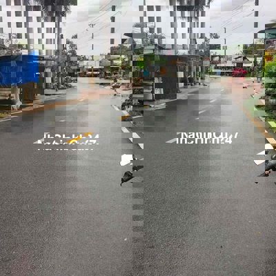 Bán nền mặt tiền Nguyễn Văn Quy