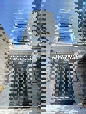 Chủ cần bán nhà 4 tầng đối diện Gigamall, 60m2, 7.2 tỷ