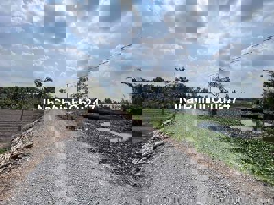 500m2 mặt tiền kênh cho chuyển THỔ - Đất đẹp