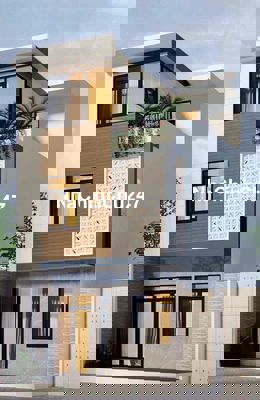 Bán gấp nhà 2 lầu, sân thượng, đường số Quận 4