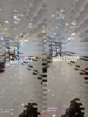 Măt tiền đường chinh sầm uất, KD mọi ngành nghề 5pn 5wc nhà mới y hình