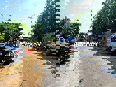 Chính chủ 300m2 đất, mặt tiền đường, sổ hồng riêng, gần Quốc Lộ 50B.