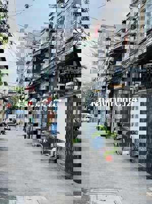 NHÀ CHƯA QUA ĐẦU TƯ NGAY HOÀNG DIỆU 2 - DT 100M2 8.2TỶ (NGANG 5.5)