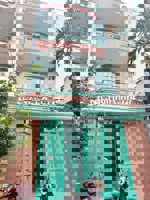 Nhà MTKD Đường 24A cho bán quán ăn dt 4x20 3 lầu, buôn bán sầm uất