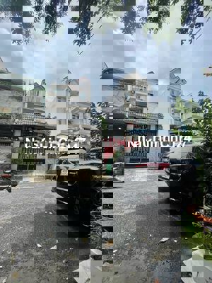 NHÀ 5X20, 2 LẦU 3PN 4WC, SÂN RỘNG, KHU VEN SÔNG HIỆP BÌNH CHÁNH