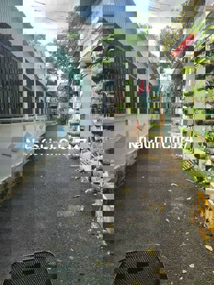 Nhà 1 sẹc xe hơi,giá bình ổn