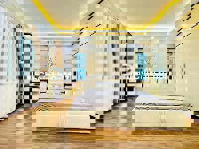 Quá hiếm, Phạm Ngọc Thạch, ngõ nông, lô góc, 2 thoáng nhà mới đẹp