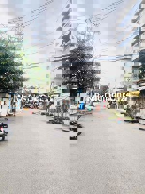 BÁN GẤP NHÀ HẺM 10M đường số 11, DT: 51.6m2, ngang 4,3M, giá 3,79 tỷ