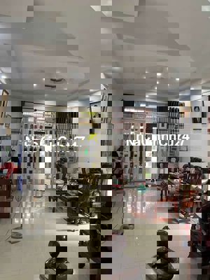 Bán nhà mặt tiền đường số 28, p6, gần chợ An Nhơn, dt 7x22m