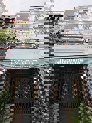 Bán nhà chính chủ 4 tầng Công Viên Làng Hoa , P8 , Gò Vấp