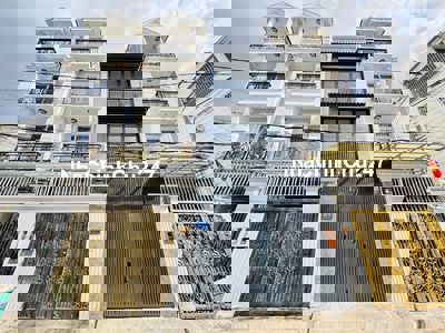 NHÀ KHU THÀNH UỶ- GẦN GIGAMALL PHẠM VĂN ĐỒNG, HXH TRÁNH NHÀ MỚI