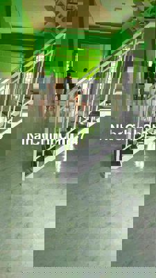 Nhà nguyên căn mới xây