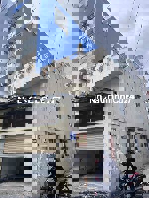 nhà chính chủ cực rộng.