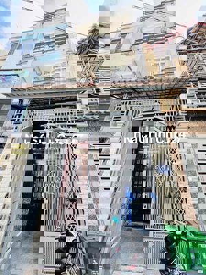 Nhà mới đẹp 5PN, 5WC , hẻm oto , thuận tiện di chuyển về trung tâm