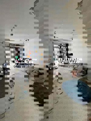 NHÀ ĐẸP MỚI TINH 4PN ĐƯỜNG OTO KHU VEN SÔNG GẦN GIGAMALL THỦ ĐỨC