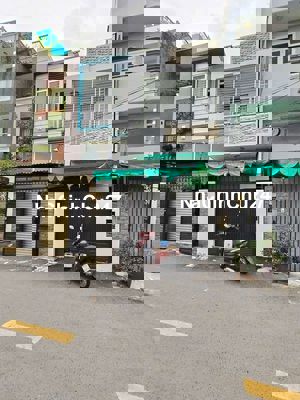 NHÀ MỚI TINH 1T1L GẦN GIGAMALL, ĐỐI DIỆN SÂN BANH. SẴN NỘI THẤT