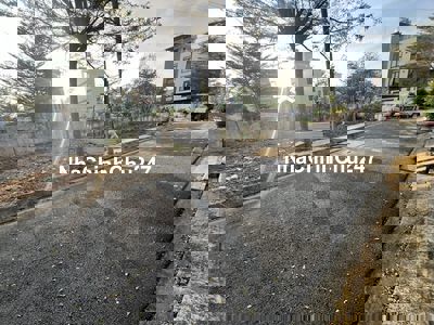 CHÍNH CHỦ CẦN BÁN LÔ ĐẤT ĐẸP BỀ NGANG TỐT, VUÔNG GÓC FULL THỔ CƯ