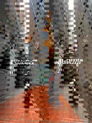 Bán nhà phố Vũ Tông Phan, căn góc, ngõ nông, 50m2*4T