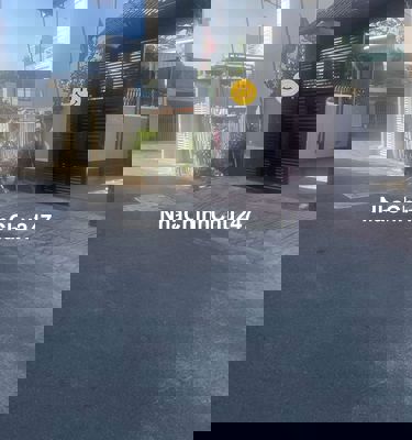 Chính chủ cần bán nhà phố