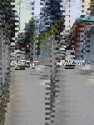 Chính chủ cần bán lô đất Phường Đông Hoà,sát Linh Xuân Thủ Đức,sổ sẵn