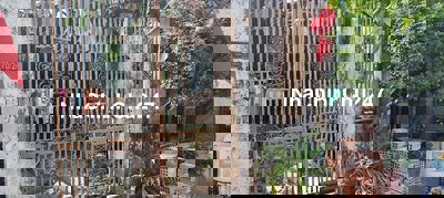 Bán nhà gần đường Đồng Khởi,vô 1 ngách đối diện cây xăng 75