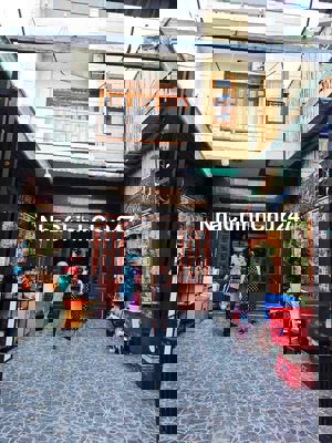 Chính chủ cần bán nhà ở Bình Tân giáp Tân Phú ngay Bình Long gần Aeon