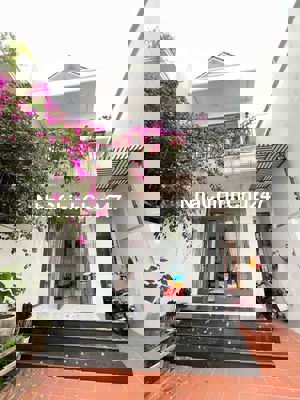 Chính Chủ nhà Hưng Nhơn Bình Chánh  120m2 👉🏻 giá chỉ: 930Tr